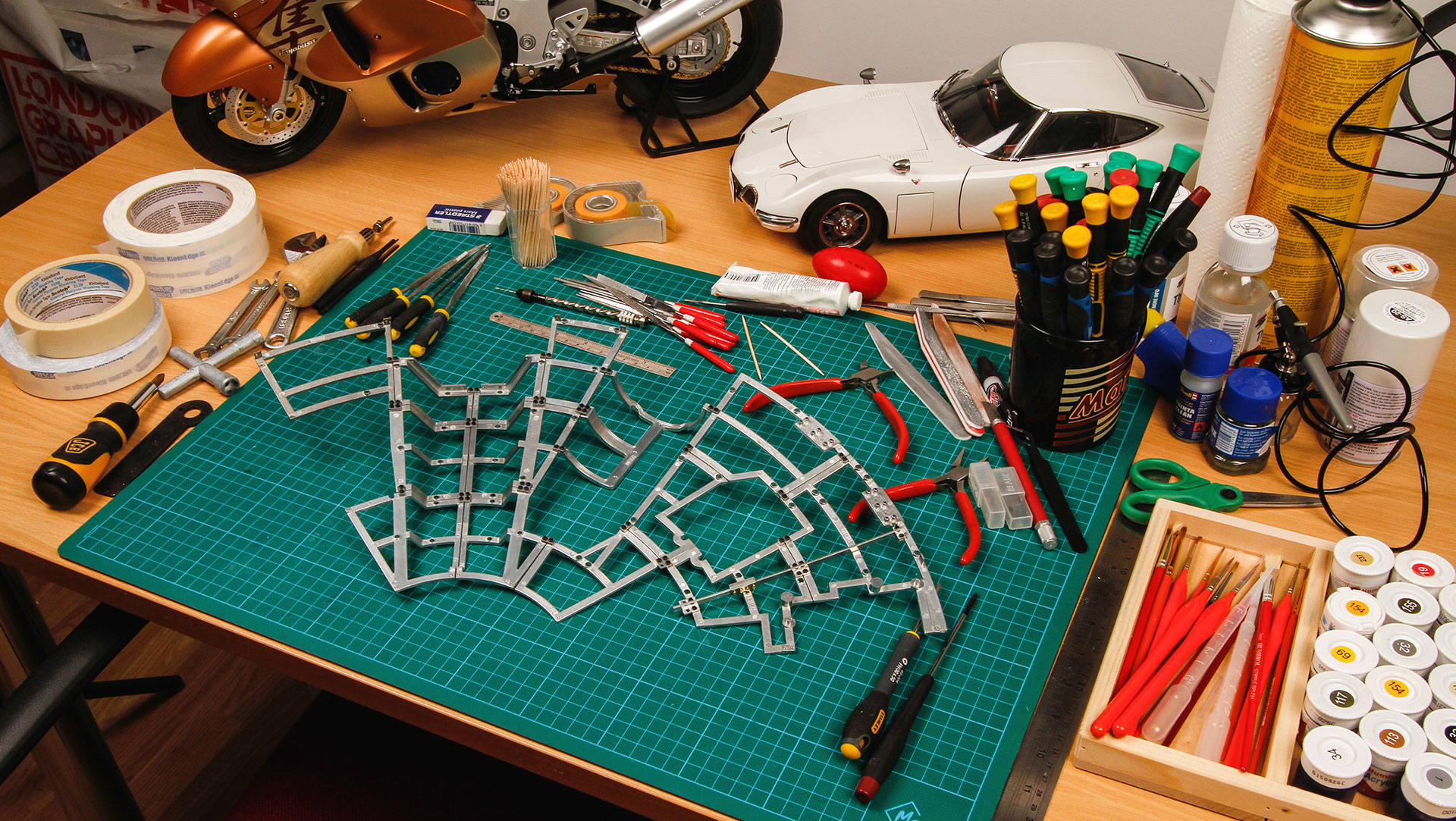 Scale Model Tools Guide – What to Use and When – DeAgostini Blog